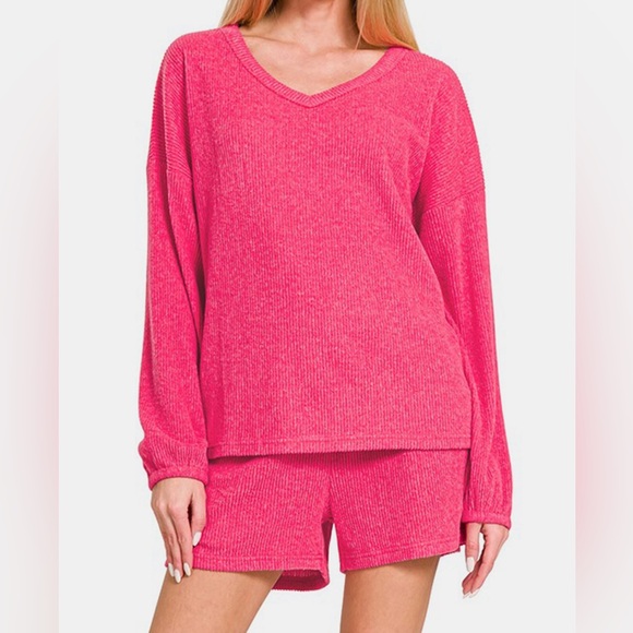 NWT Zenana Pink Ribbed Knit Long Sleeve T-Shirt and Shorts Matching Set